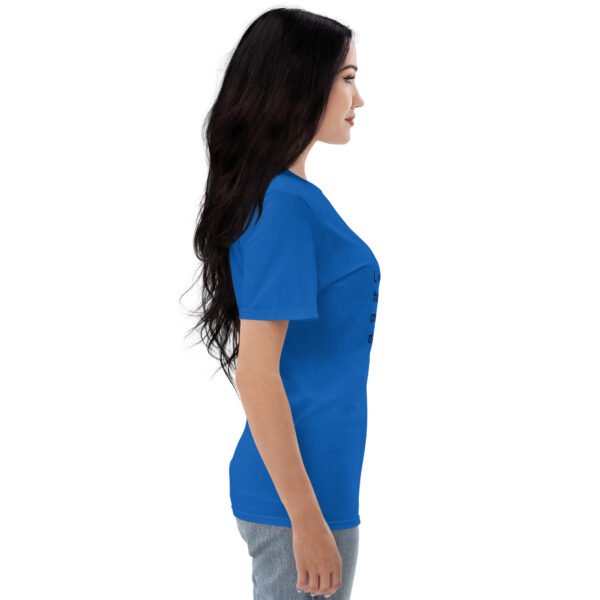 Short-Sleeve T-Shirt One rental - Image 7