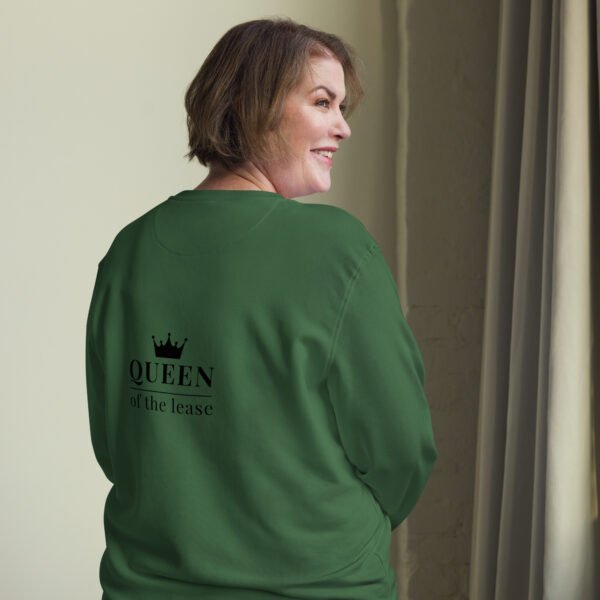 Unisex organic sweatshirt Queen - Image 4