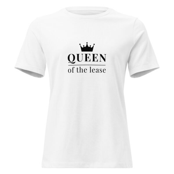 Women's Relaxed T-Shirt Queen - Image 15
