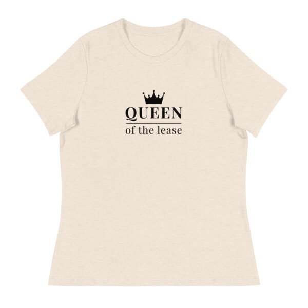 Women's Relaxed T-Shirt Queen - Image 73
